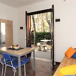 Terraced House With Garden *