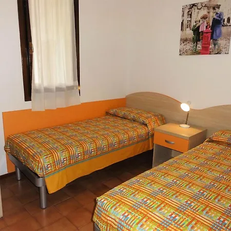 Terraced House With Garden *