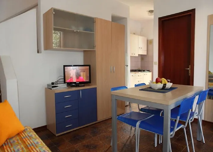 Terraced House With Garden * 비비오네